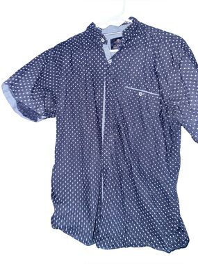 Craft+Flow Navy Blue Short Sleeve Printed Button-Up Shirt